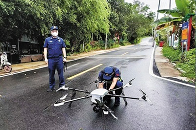 海南多地巧用無人機打贏疫情防控攻堅戰(圖1) 海南多地巧用無人機打贏疫情防控攻堅戰(圖1)