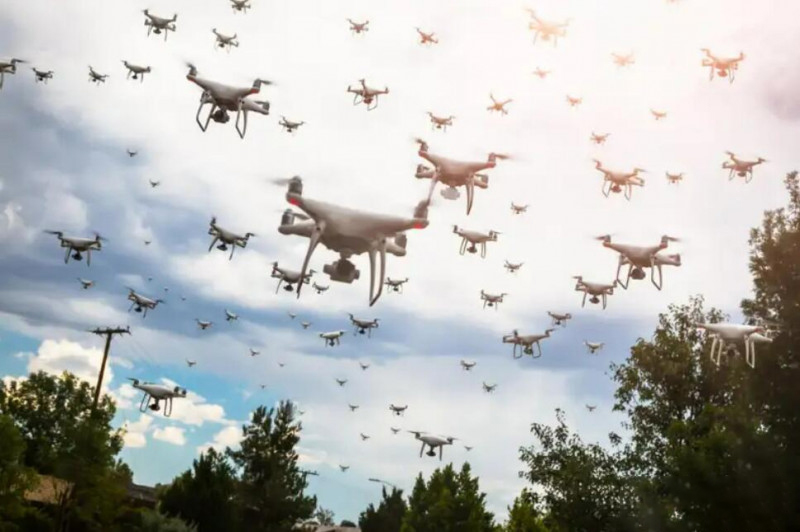 美國(guó)“無(wú)人機(jī)蜂群”計(jì)劃存在失控風(fēng)險(xiǎn) 引發(fā)擔(dān)憂(yōu)(圖1)